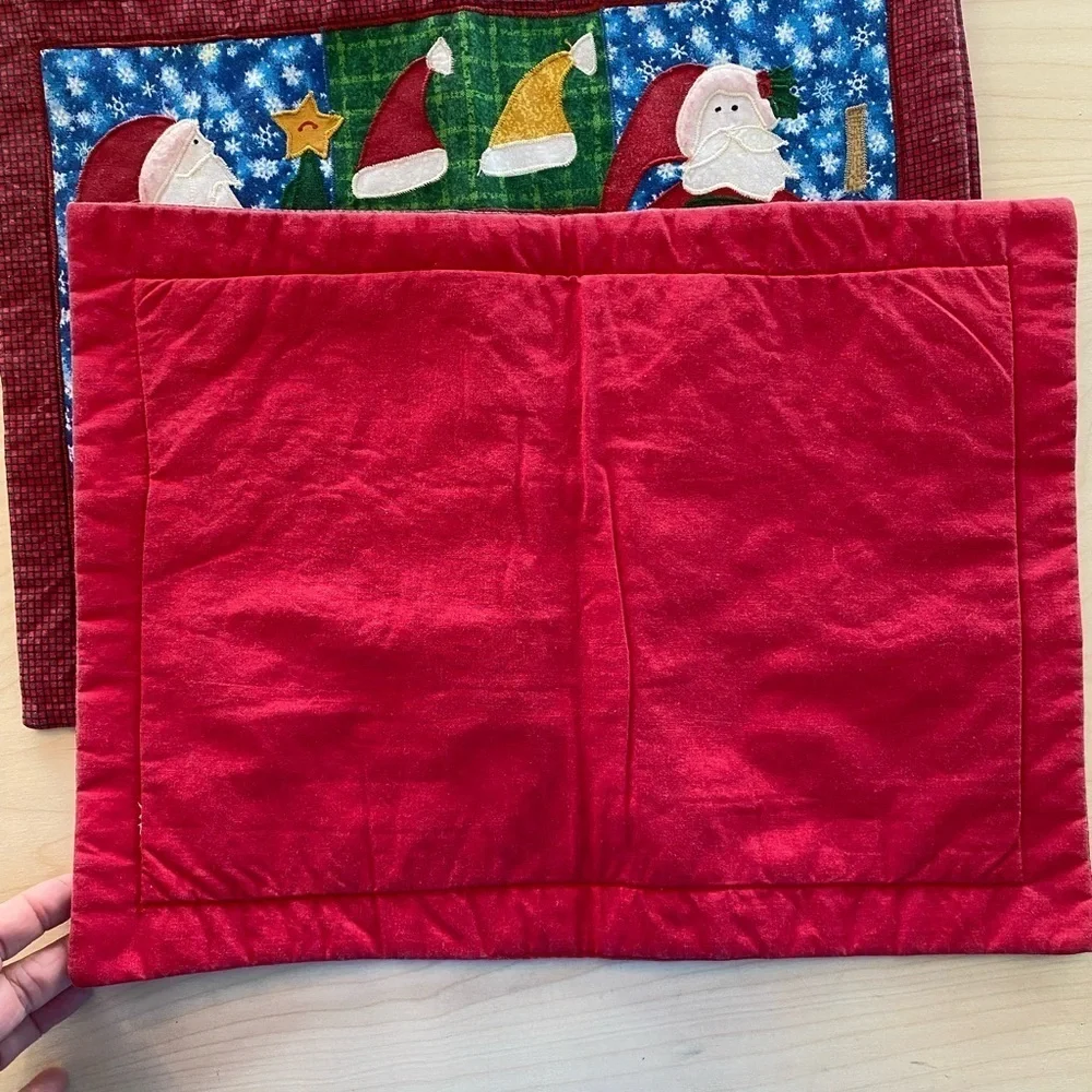 Set of 4 Christmas Quilted Placemats (FZ)